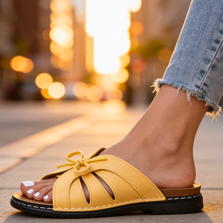 Odette Cushioned Bow Sandals — packaging