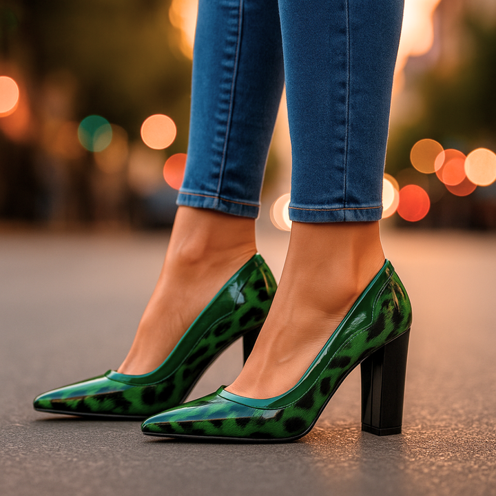 Savannah City Heels — front view