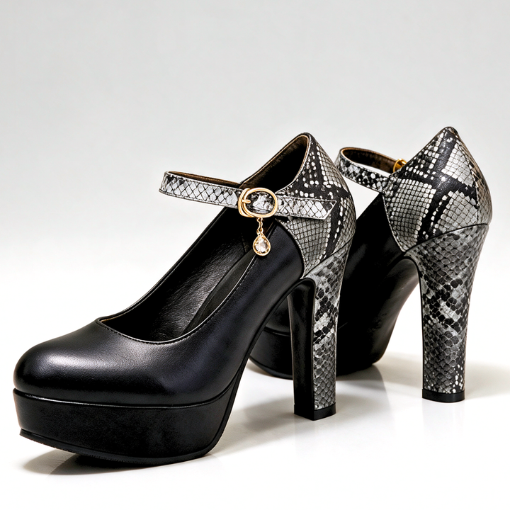 Elle Python Pump