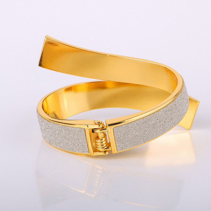 Aurora Glide Arc Bracelet — close-up detail