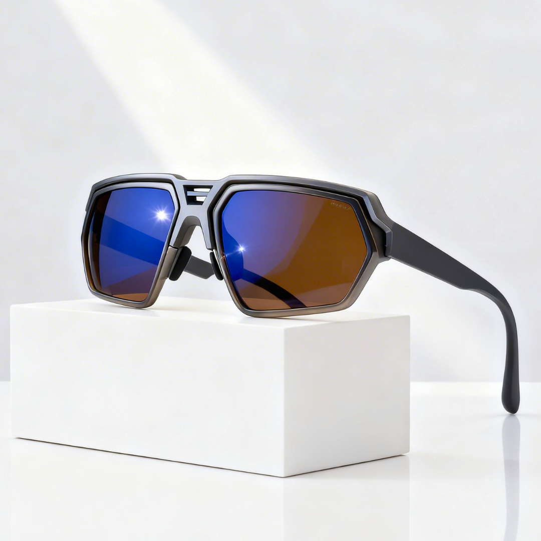 Strata Sunmasters — back view