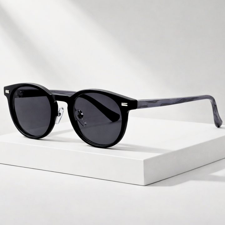 Sienna Eclipse Shades — lifestyle shot