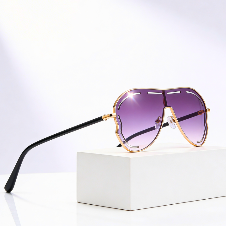 Dahlia Ray Aviators — styling shot