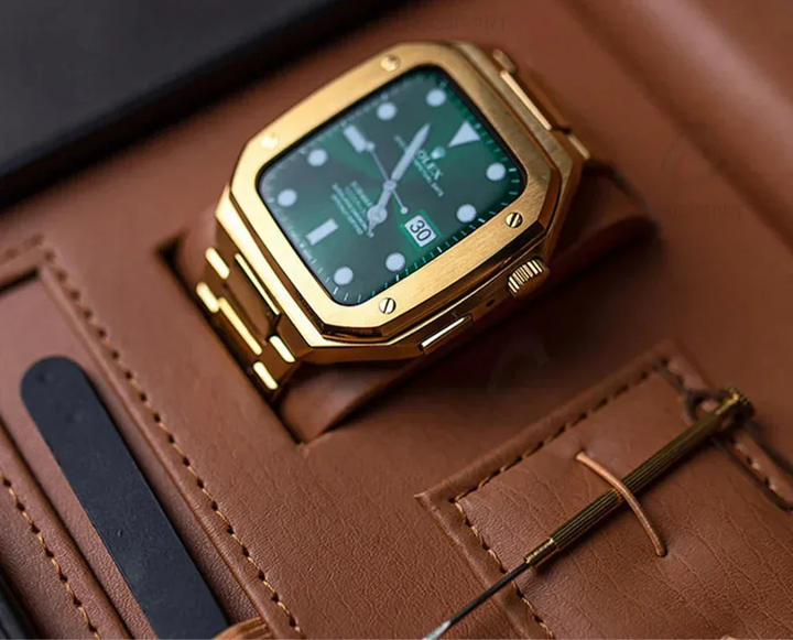 SteelEdge Apple Watch Case — detail view