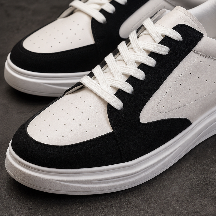 Hudson Court Sneakers