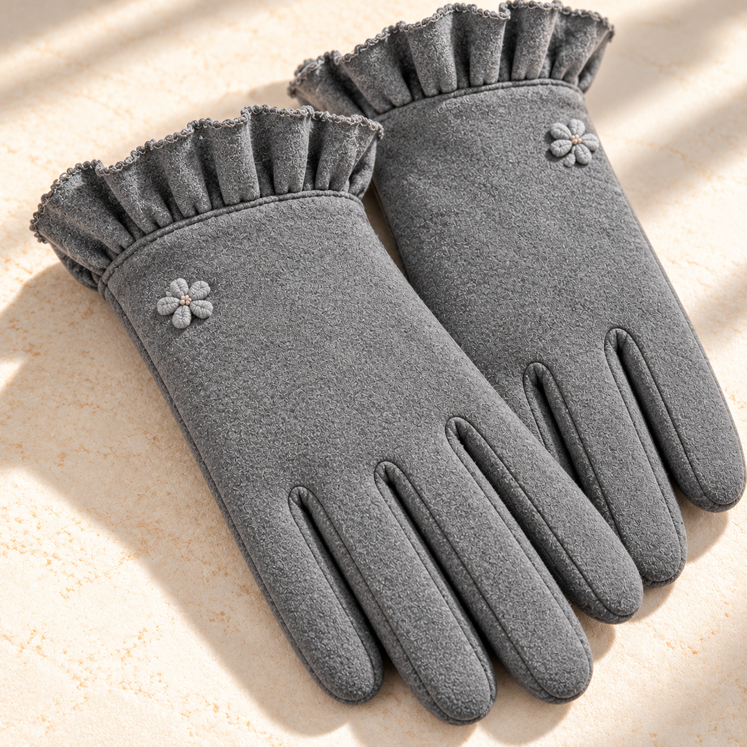 Banff Ruffle-Cuff Touchscreen Gloves