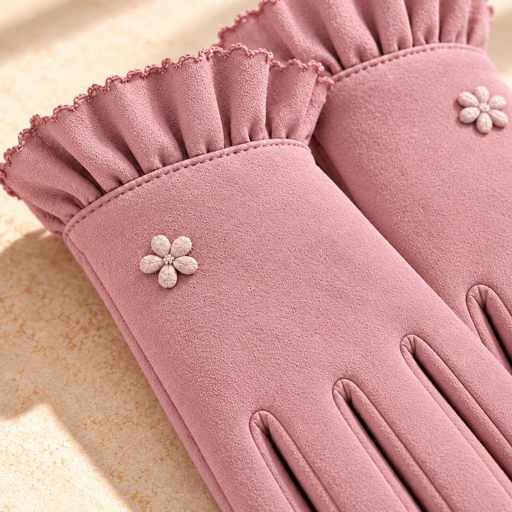 Banff Ruffle-Cuff Touchscreen Gloves