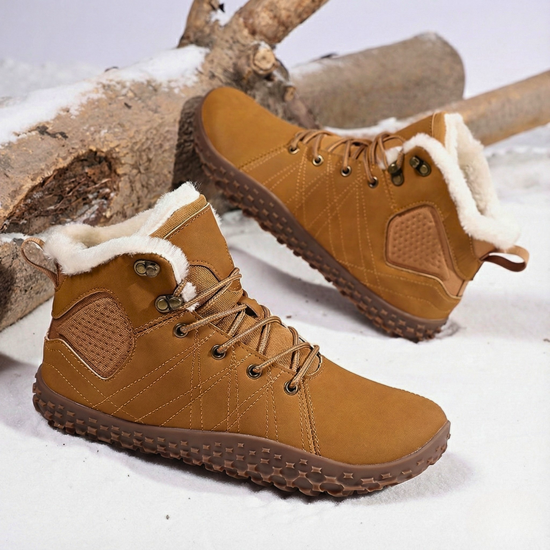 Alder Ridge Trek Boot — lifestyle shot