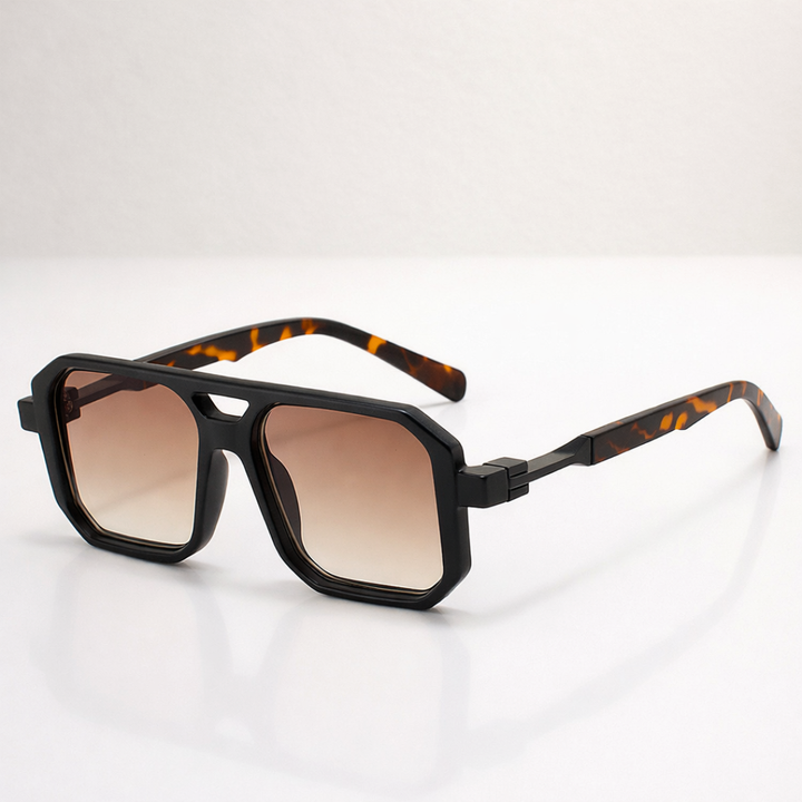 Echo Ray Exotics — lifestyle shot
