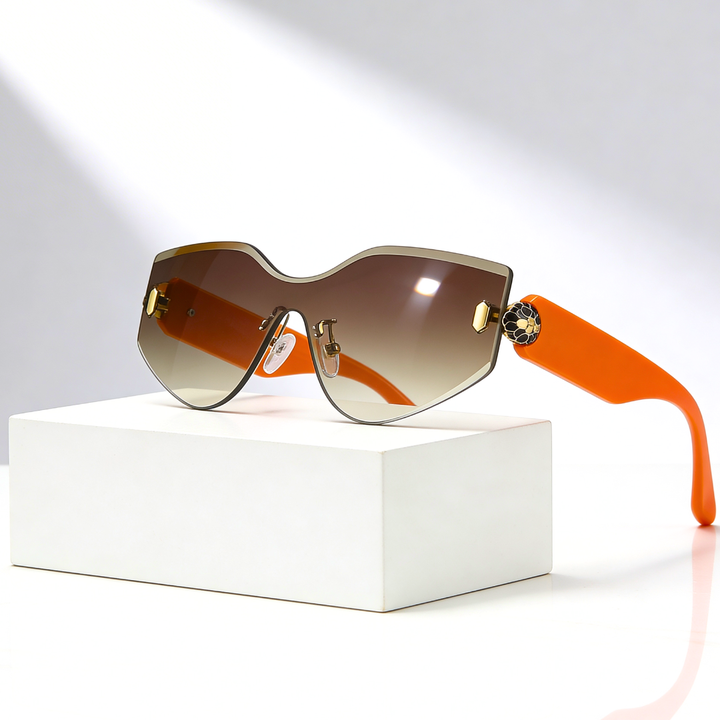 Amalfi Shade Rays — lifestyle shot
