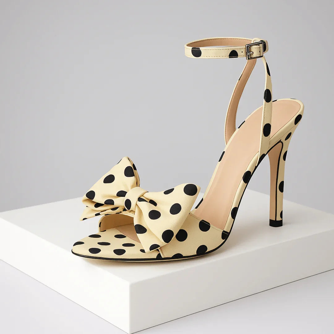 Vivienne De Ville Heels — detail view