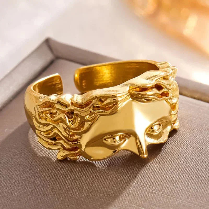 Aphrodite’s Relic Ring — detail view