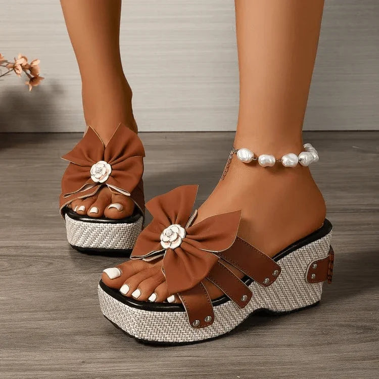 Vivienne Bloom Slides — close-up detail