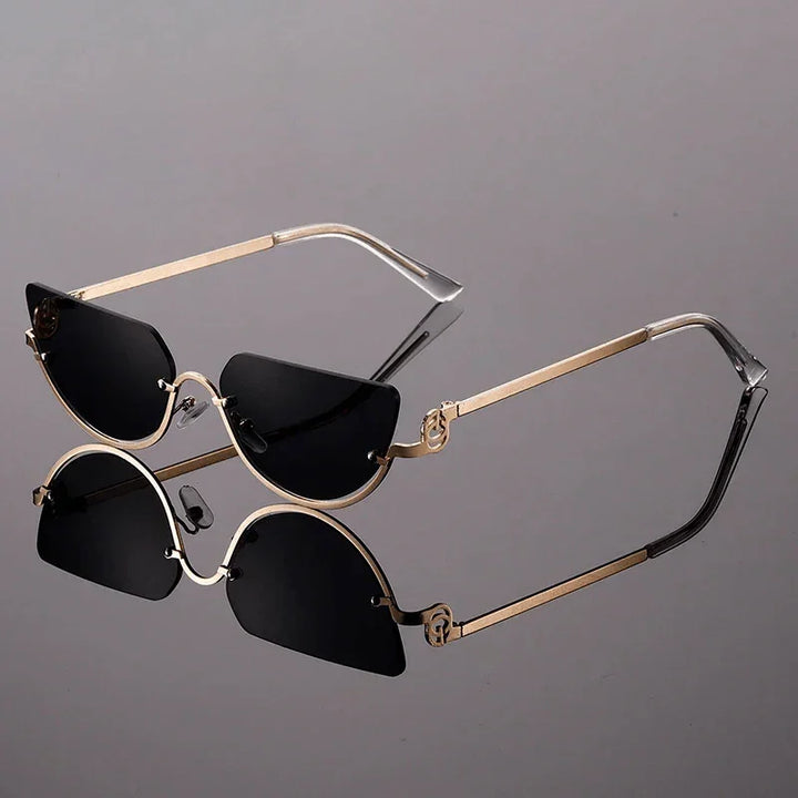 Lyra Lustra Cat Eye Shades — close-up detail