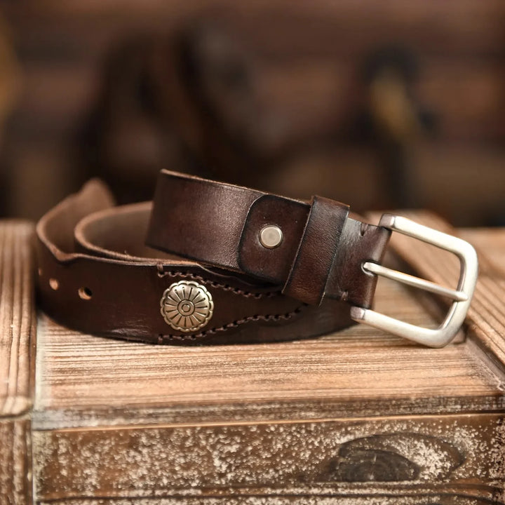 Lone Star Leather Belt — detail view