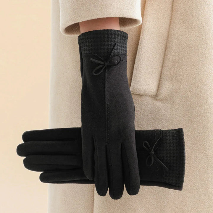 Amelie Cashmere Touchscreen Gloves — detail view