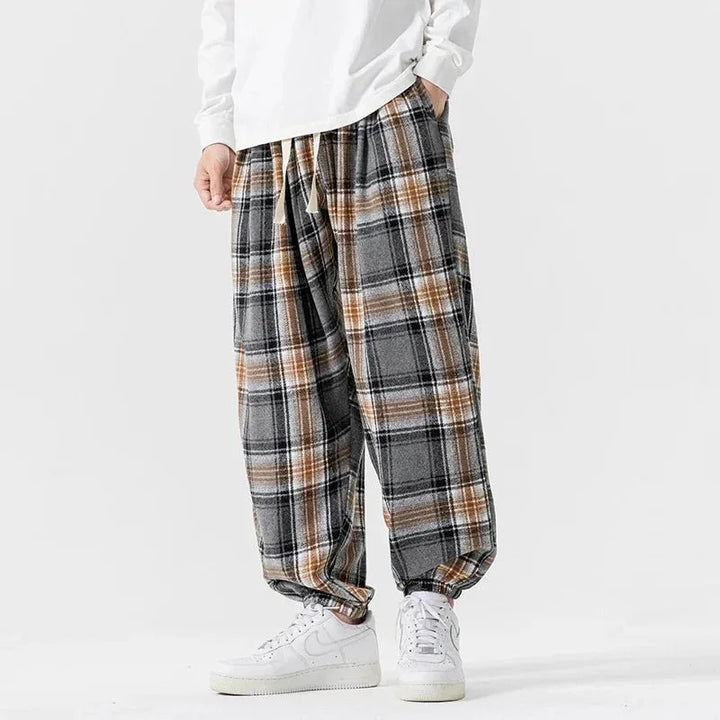 Origin Cloud 9 Plaid Sweatpants — detail view
