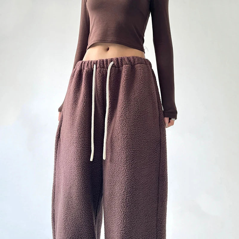 The Oslo Fleece Pants — packaging