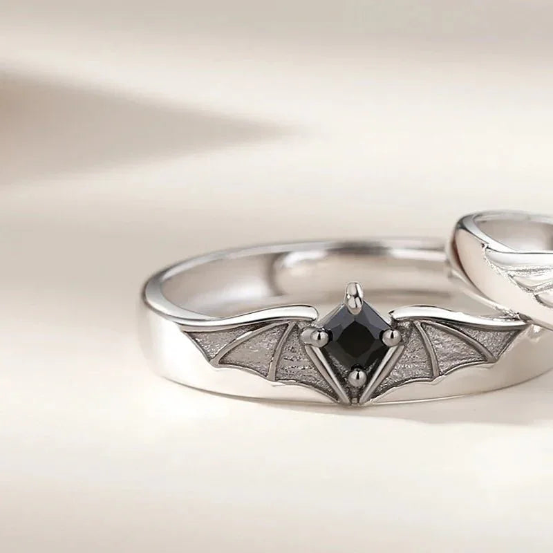 Darkness & Light Forever Ring Set — detail view
