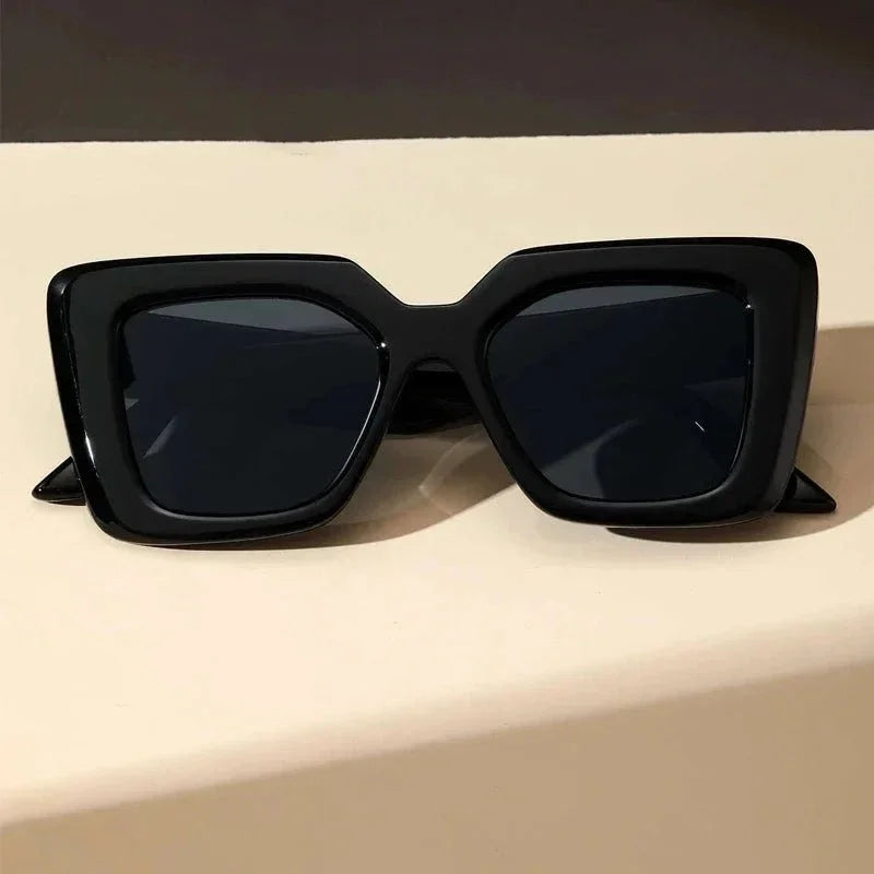 Milana Shades — lifestyle shot