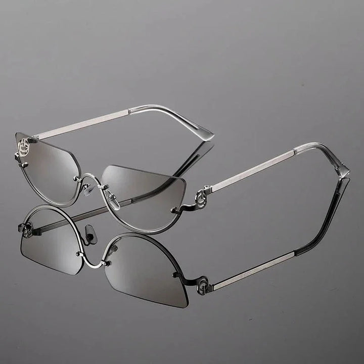Lyra Lustra Cat Eye Shades — detail view