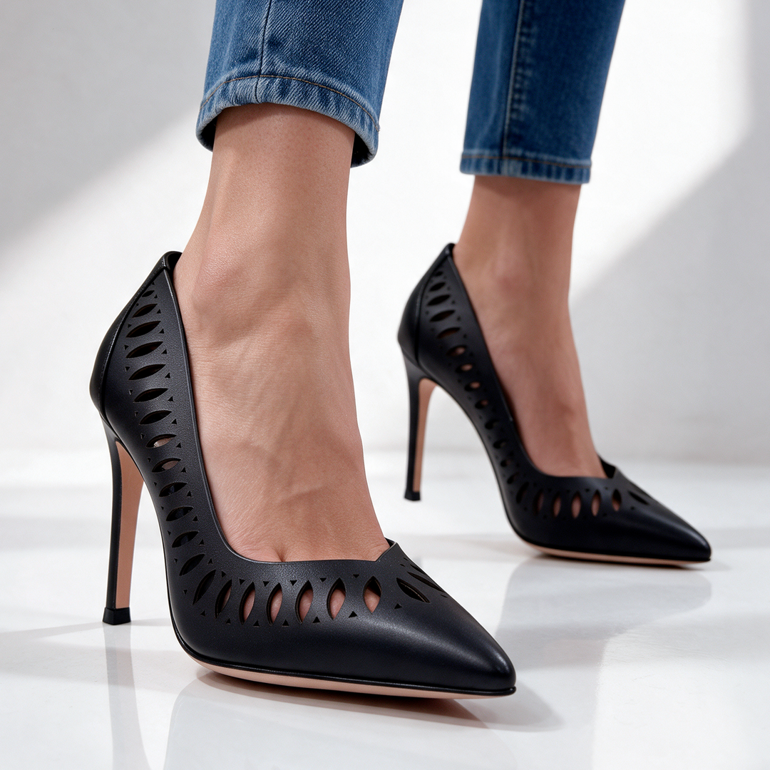 Vivienne Cutout Pumps